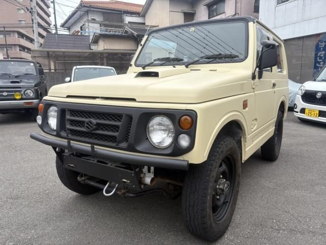 ジムニー　４ＷＤ　ワイルドウィンド　
