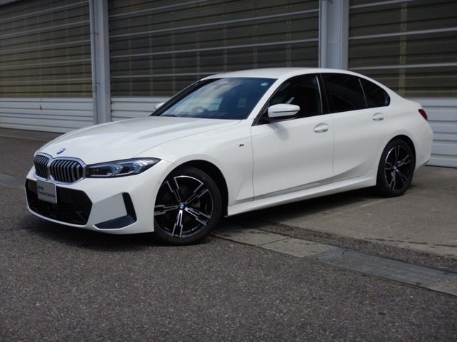 ３シリーズ　セダン　３２０ｄ　ｘＤｒｉｖｅ　Ｍスポーツ