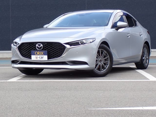 ＭＡＺＤＡ３　セダン　１５Ｃ