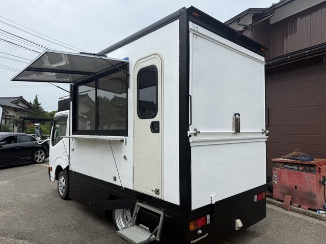 車両画像2