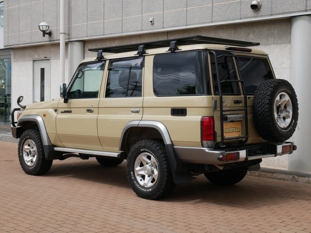 車両画像6