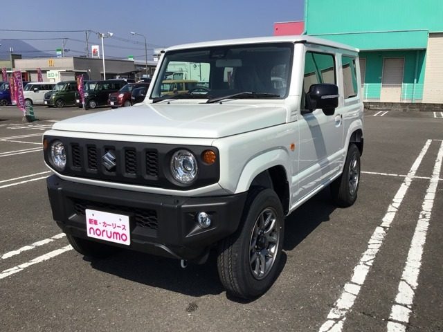 ジムニー　４ＷＤ　６６０　ＸＣ　４ＷＤ　ナビ／ＴＶ／Ｂカメ