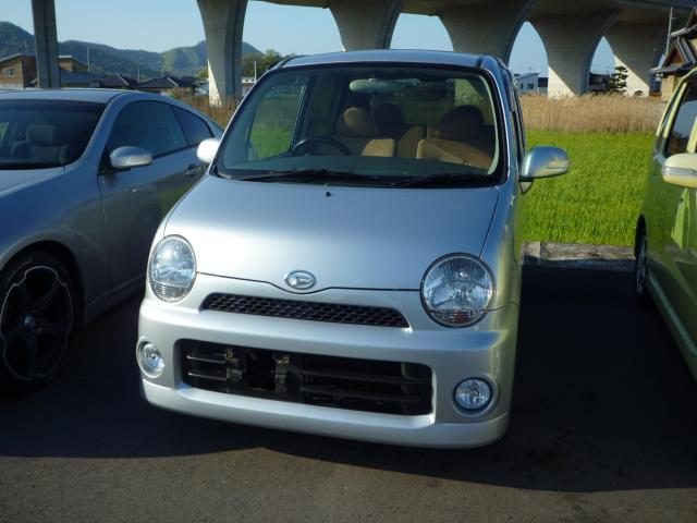 ムーヴ　ラテ　ＲＳ　Ｌｔｄ