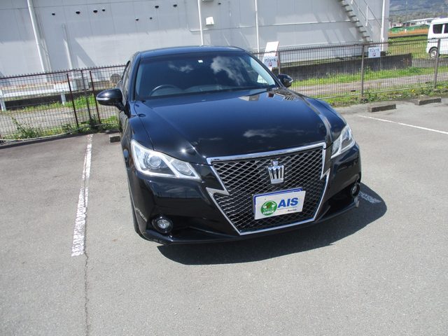 クラウン　セダン　アスリート　Ｓ