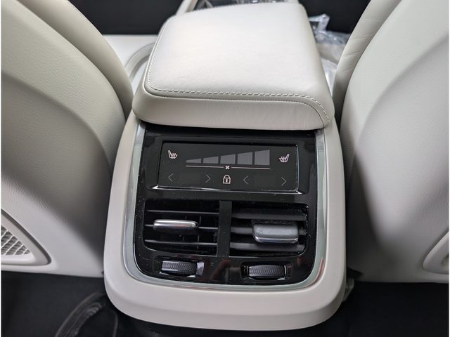 車両画像17