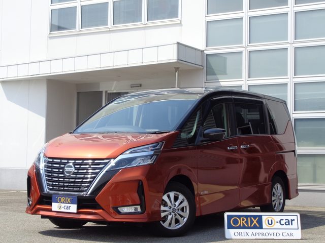 セレナ　Ｓハイブリッド　４ＷＤ　ハイウェイスター　Ｖ