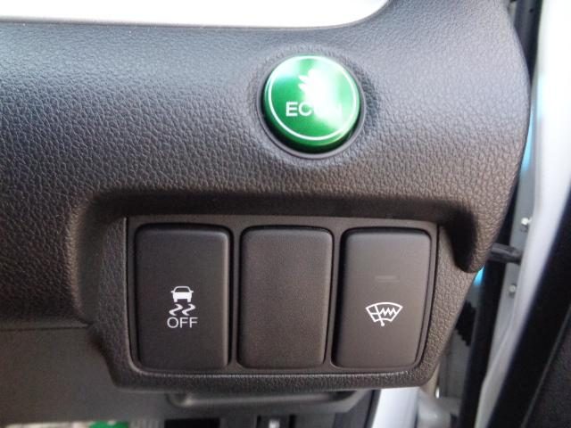 車両画像18