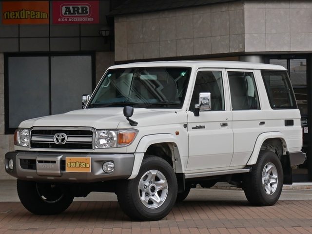 ランドクルーザーバン　７０