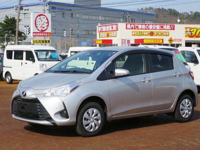 ヴィッツ　４ＷＤ　Ｆ　ナビ　衝突安全　ソナー　ＥＴＣ