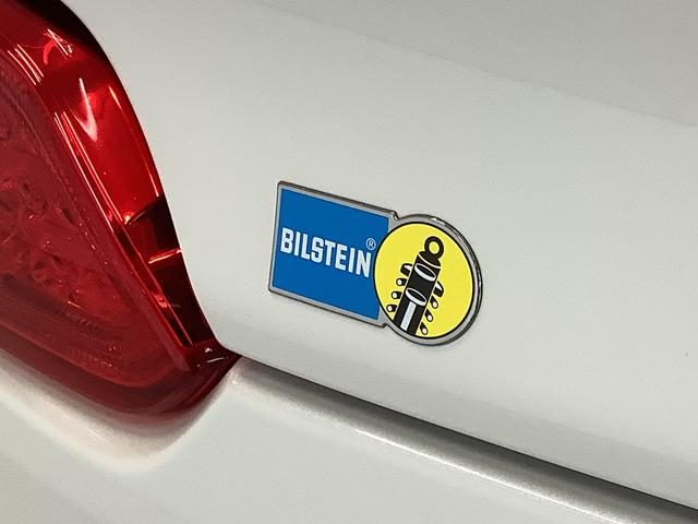 車両画像12