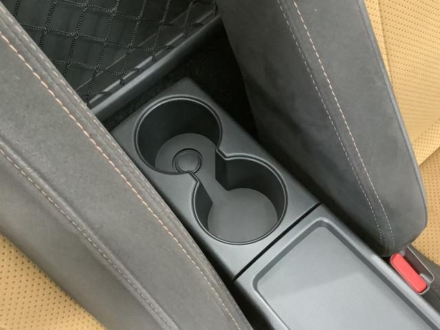車両画像26