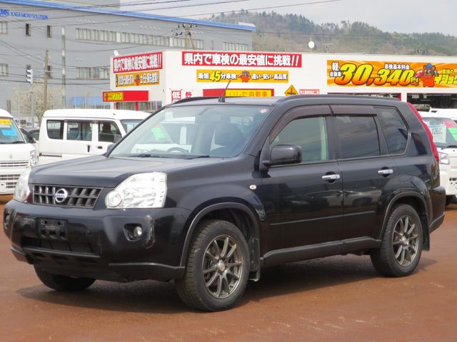 エクストレイル　４ＷＤ　２０Ｘｔｔ　ナビ　オートエアコン・ライト