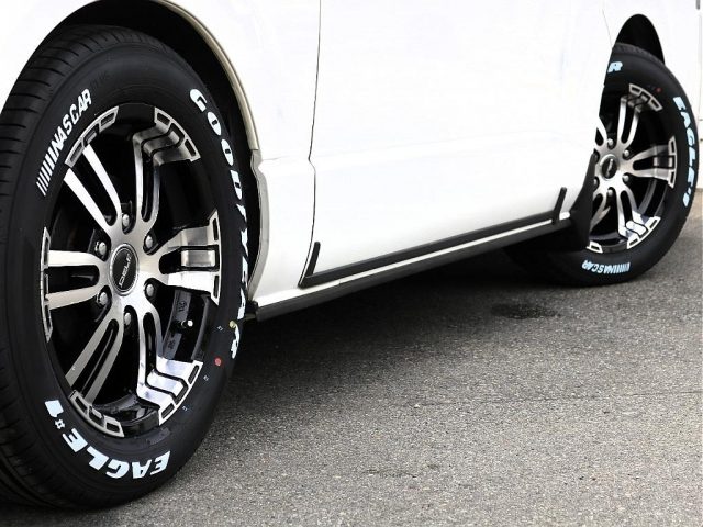 車両画像13