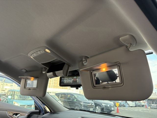 車両画像16