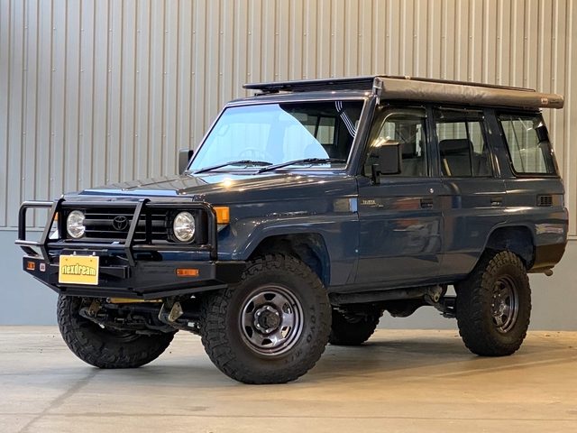 ランドクルーザーバン　７０　ＬＸ