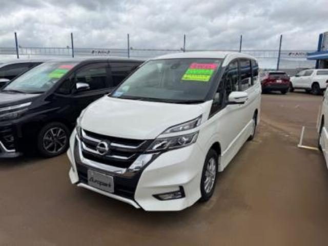 セレナ　Ｓハイブリッド　４ＷＤ　ハイウェイスター　Ｖセレクション２