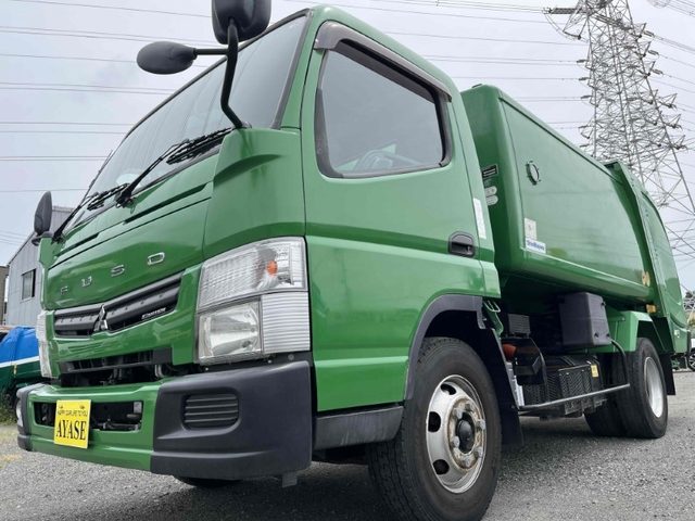 キャンター　３．２５ｔ積み巻込み式パッカー車