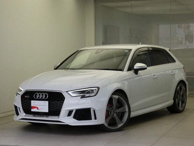 ＲＳ３　スポーツバック　ベースグレード