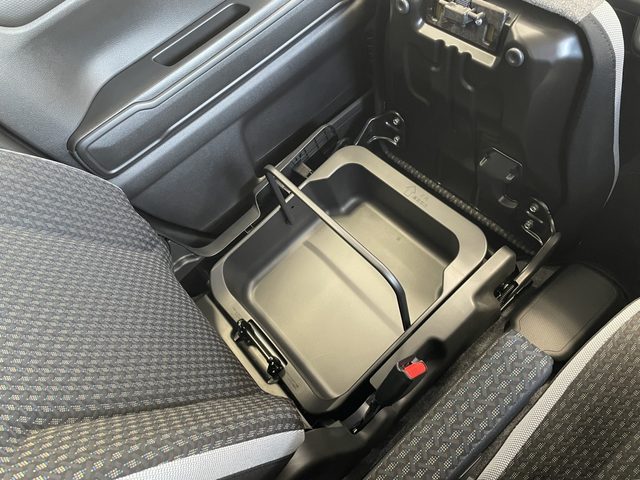 車両画像23