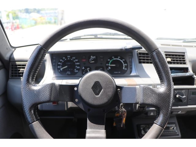 車両画像2