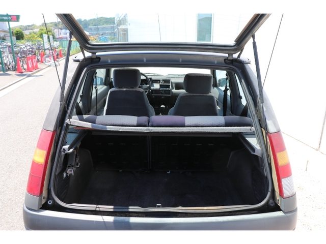 車両画像15