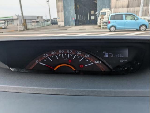 車両画像25