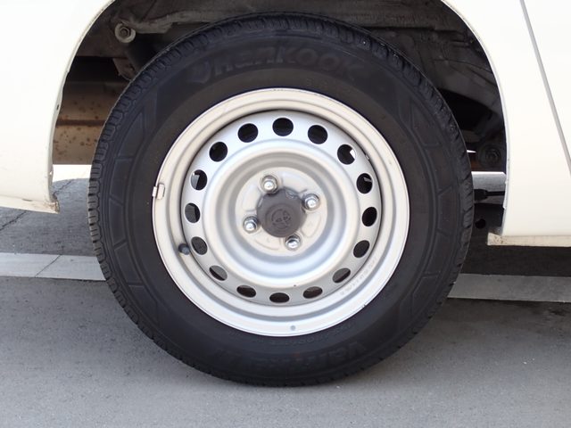 車両画像18