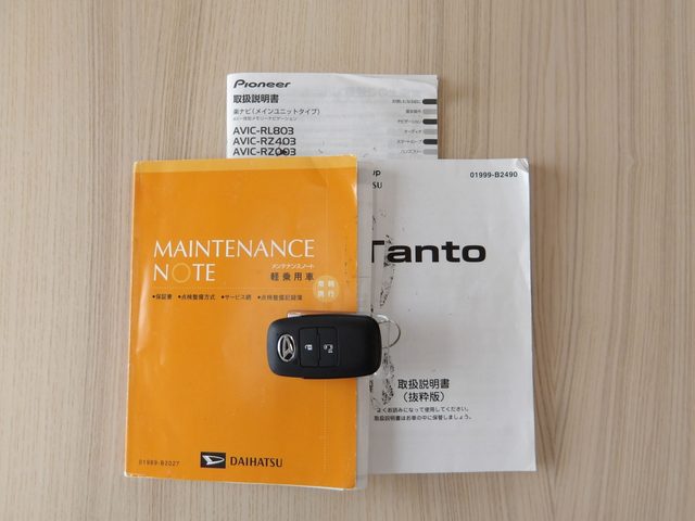 車両画像30