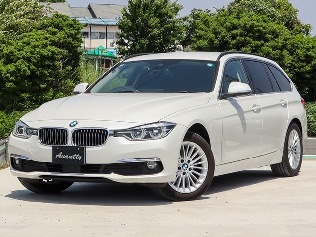 ３シリーズ　ツーリング　３２０ｉ　ラグジュアリー