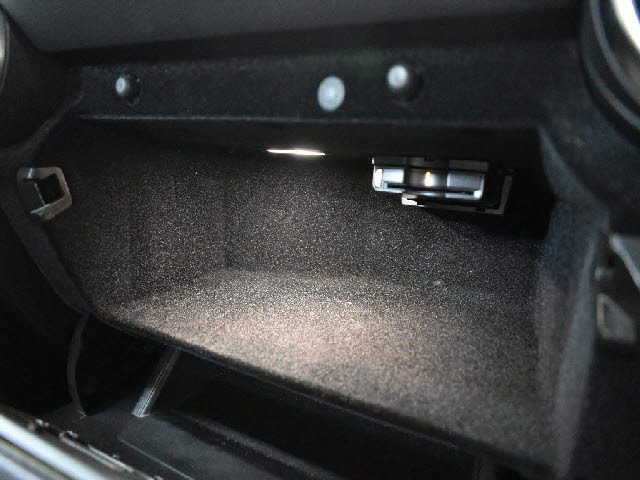 車両画像14