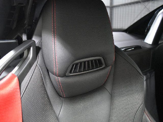 車両画像15