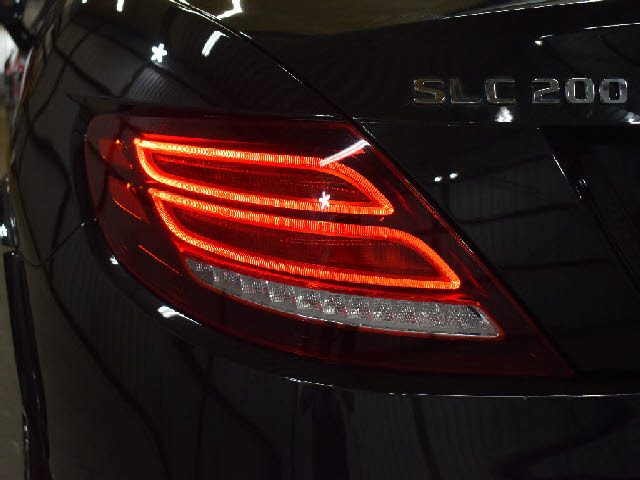 車両画像28