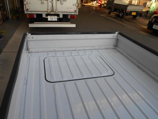 車両画像10