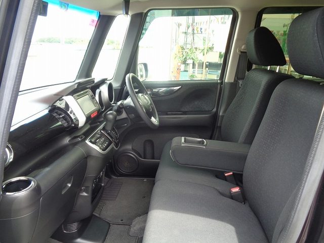 車両画像12