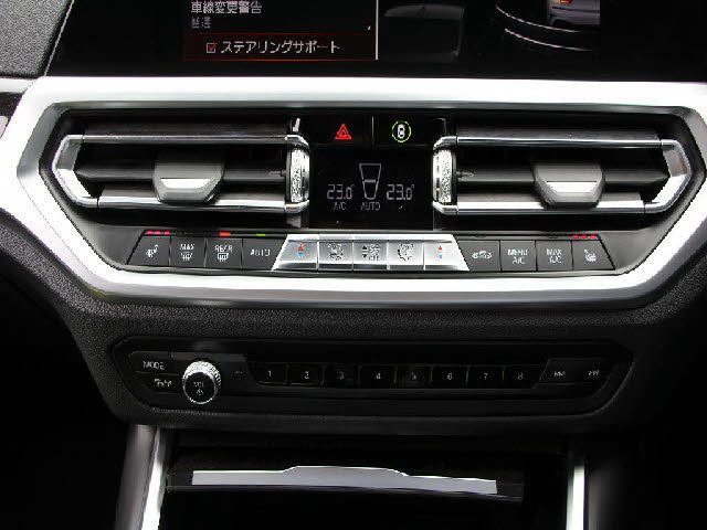 車両画像18