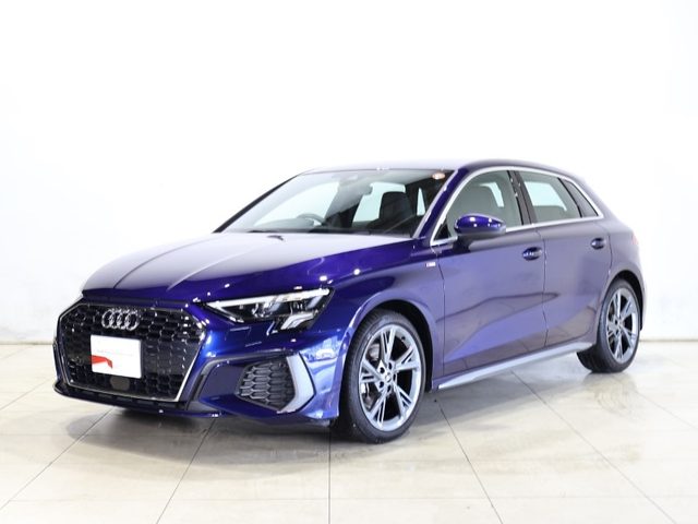 Ａ３　スポーツバック　４０　ＴＦＳＩ　クワトロ　Ｓライン