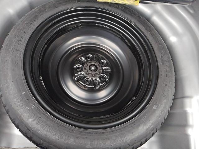 車両画像30