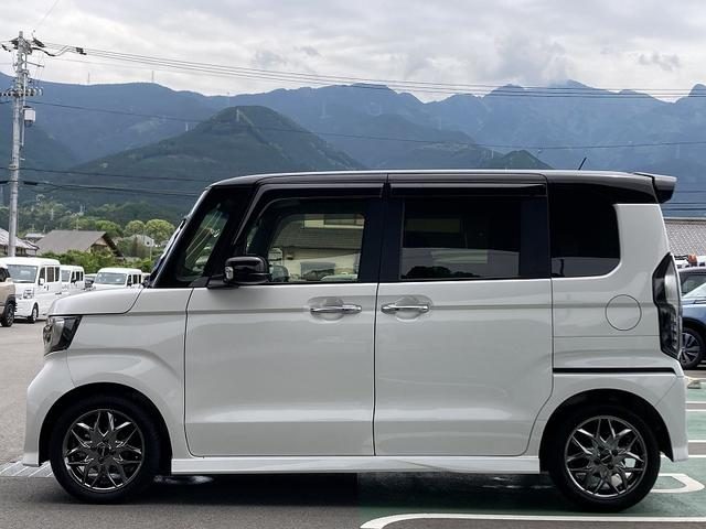 車両画像18