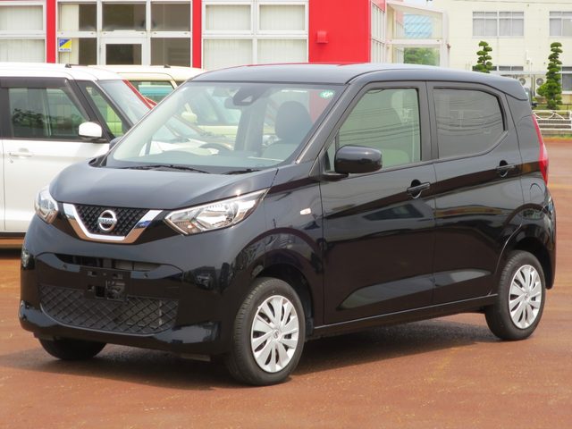 デイズ　４ＷＤ　Ｓ衝突安全　ナビ　ソナー　新ＥＴＣ
