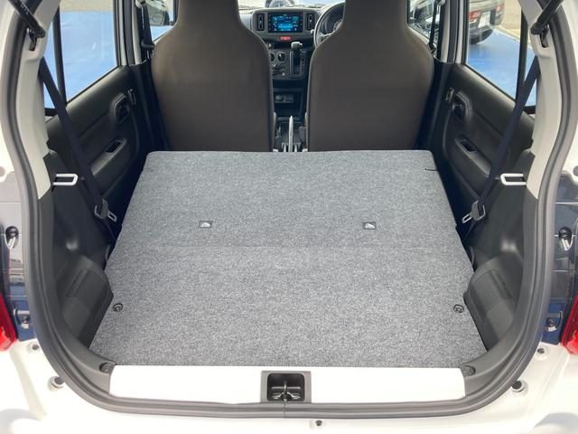 車両画像13