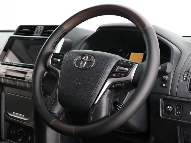 車両画像18