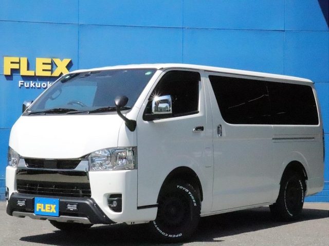ハイエースバン　２ＷＤ　５Ｄ２．８ＤＴスーパーＧＬダークプライム