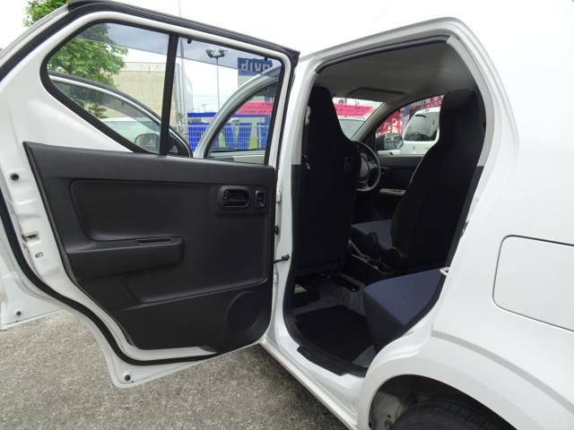 車両画像30