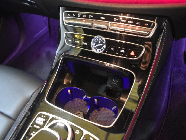 車両画像12