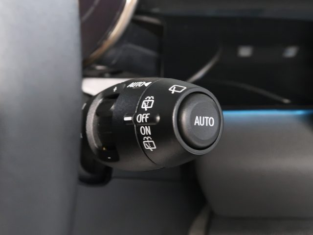車両画像13