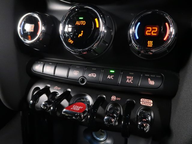 車両画像28