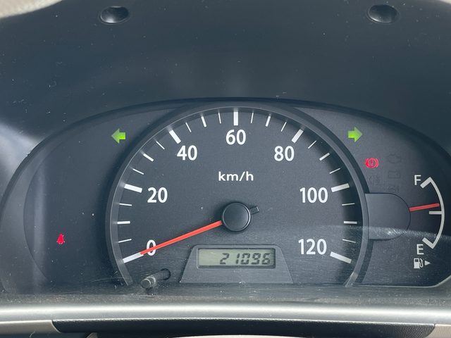 車両画像30
