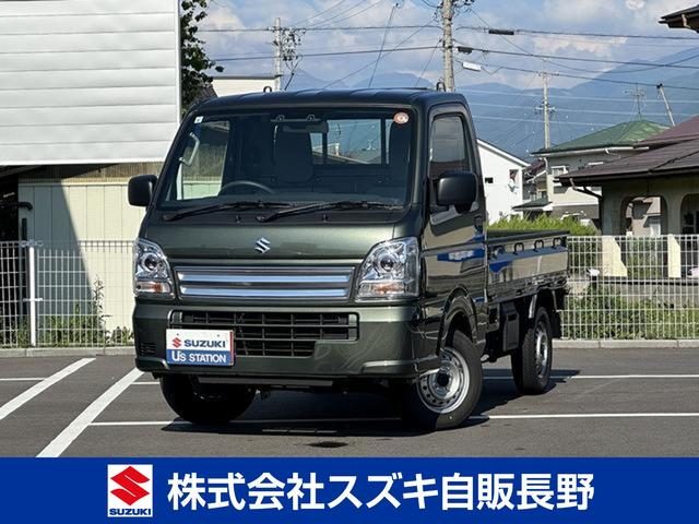 キャリイトラック　４ＷＤ　ＫＣエアコン・パワステ農繁　７型　５ＭＴ