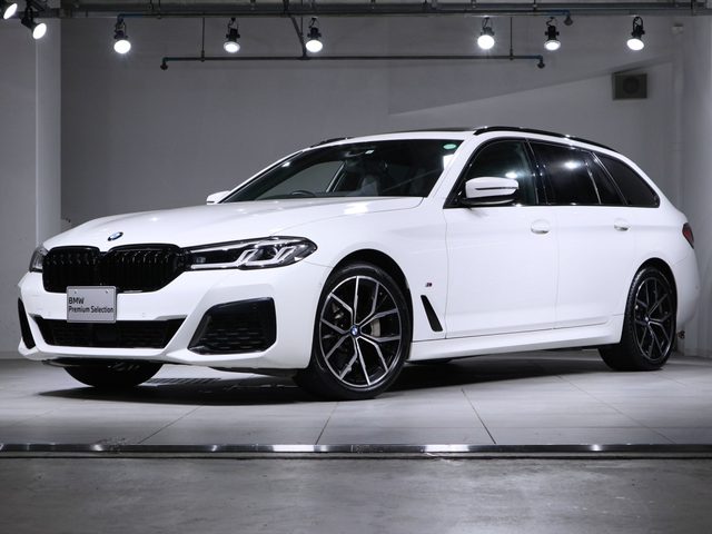 ５シリーズ　ツーリング　５３０ｉ　Ｍスポーツ
