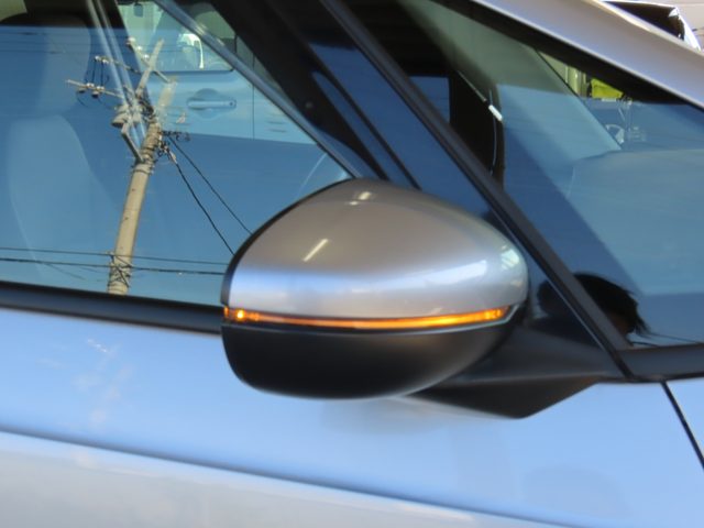 車両画像16